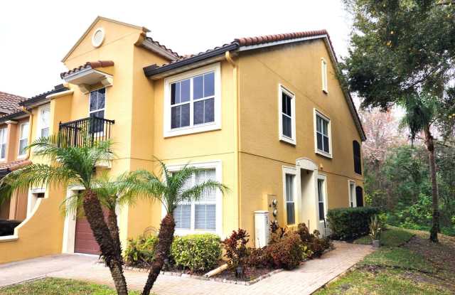 Spacious Two-Story Townhouse with Garage; End-Unit; Outdoor Space; Gated Community