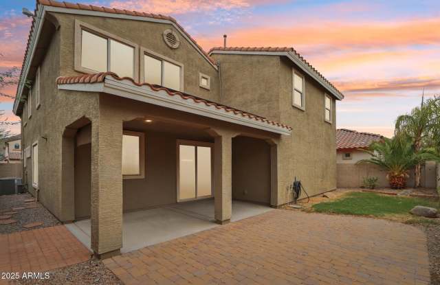 7351 W PALO BREA Lane