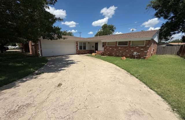 2125 S WILLIS