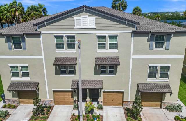 4754 TUSCAN LOON DRIVE - 4754 Tuscan Loon Drive, Palm River-Clair Mel, FL 33619