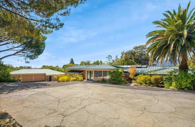 121 Croydon Way - 121 Croydon Way, Woodside, CA 94062