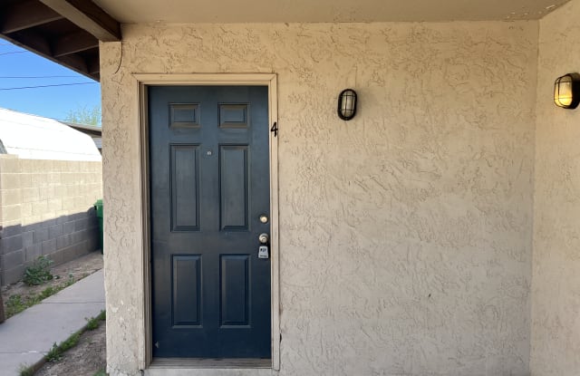 1446 E 29th Ave Apt 4 - 1446 East 29th Avenue, Pinal County, AZ 85119