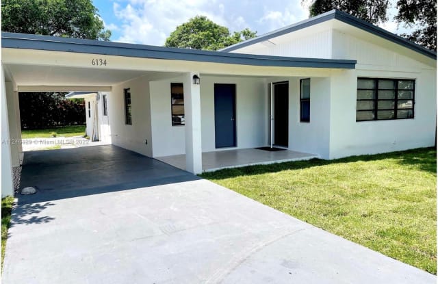 6134 Buchanan St - 6134 Buchanan Street, Hollywood, FL 33024