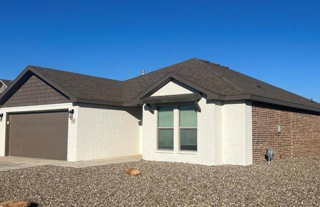 125 Pioneer Cir - 125 Pioneer Circle, Midland, TX 79705