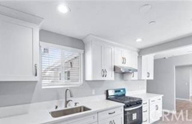 1531 W Orange Grove Avenue