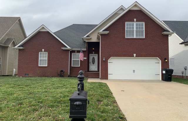 3485 Southwood Dr - 3485 Southwood Drive, Clarksville, TN 37042