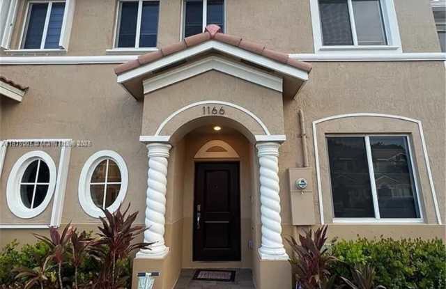 Photo of 1166 SE 23rd Ave