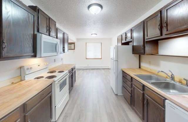 Photo of 1100 Pleasant Street