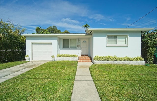 3971 SW 4 St - 3971 Southwest 4th Street, Miami, FL 33134