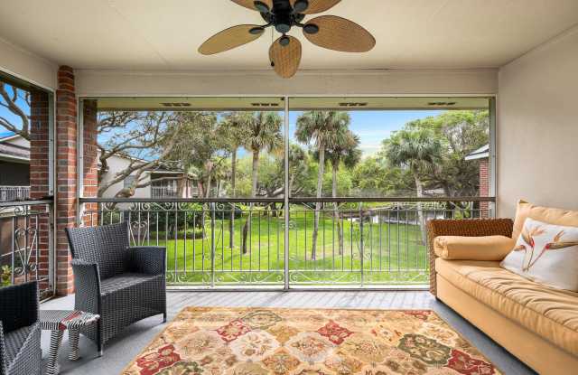 Photo of 101 W Park Shores Circle