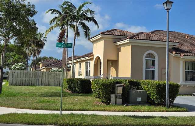 10957 SW 237th Ter