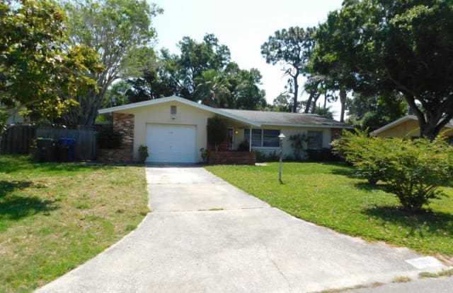 11691 OVAL DRIVE W - 11691 Oval Drive West, Largo, FL 33774