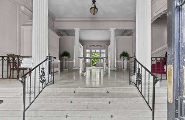 553 Bellevue Avenue unit: 14