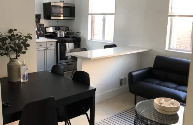 Photo of 4206 Washington Boulevard