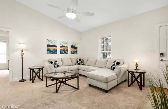 909 Danley Lane