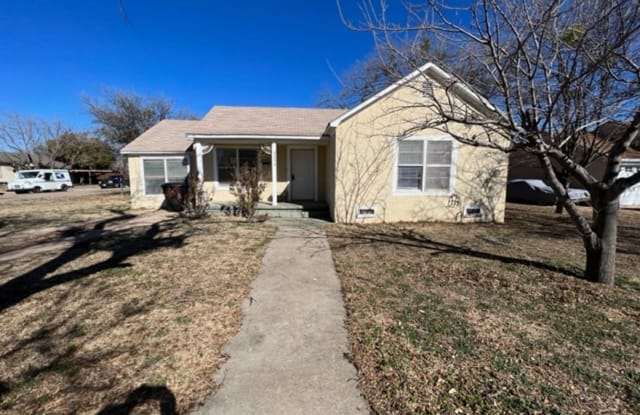 2242 S 19th Street - 2242 South 19th Street, Abilene, TX 79605