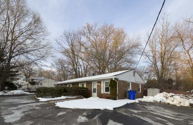 9329 Old Scaggsville Road - B