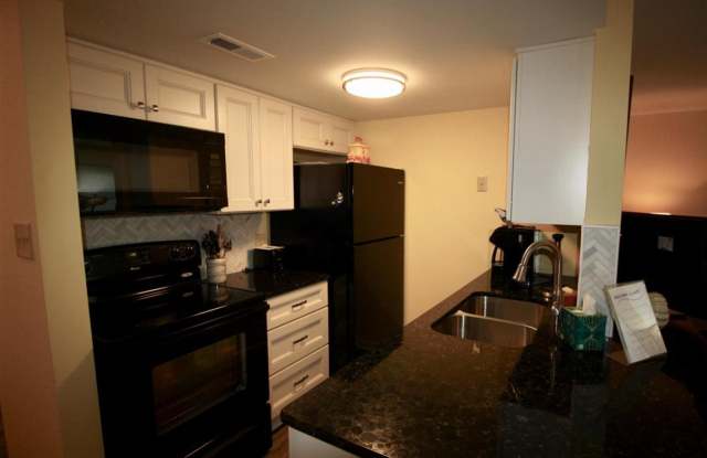 800 St. Andrews DriveLinville Gardens 148