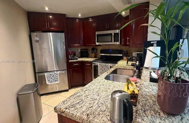 9715 Fontainebleau Boulevard