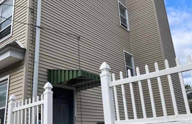 Photo of 21 Congress Street unit: 2