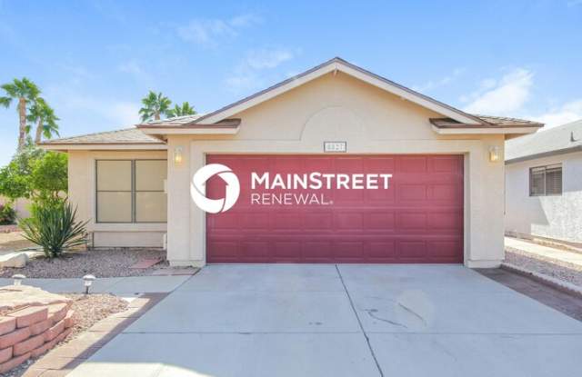 8827 West Willowbrook Drive