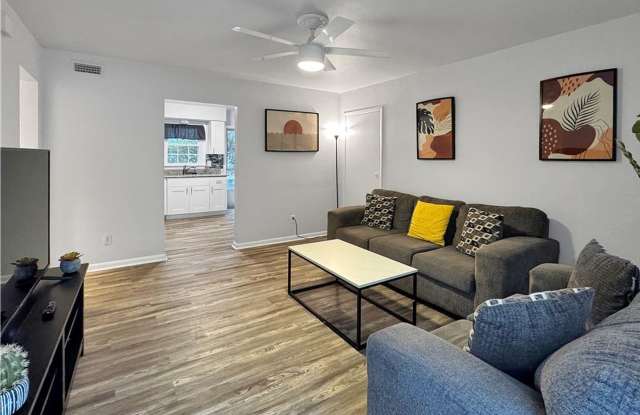 FOR RENT - BEACH LIVING!