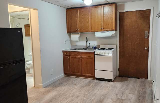 2763 Mack Boulevard - 3