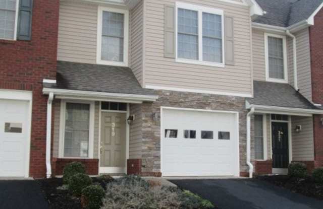 3 Bedroom 2.5 Bath Townhouse with 1 Car Garage