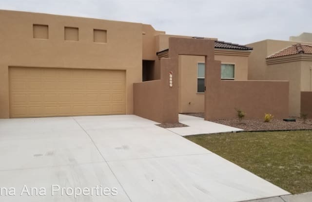 4083 Sommerset - 4083 Sommerset Arc, Las Cruces, NM 88011