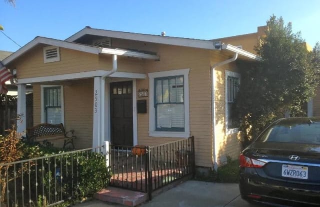 2503 Lincoln Ave - 2503 Lincoln Avenue, San Diego, CA 92104