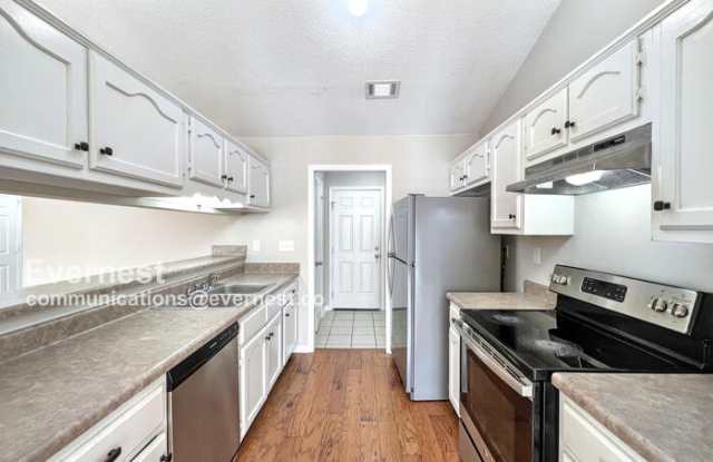 9136 Bentley Woods Drive