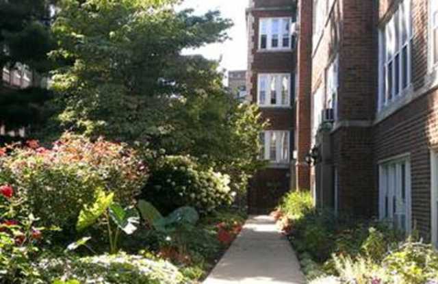 1233 W. Jarvis Avenue