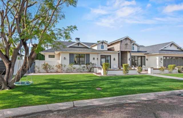 4549 E CALLE TUBERIA --