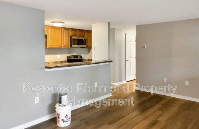 9373 Man-O-War Court