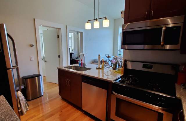 77 North Main Street