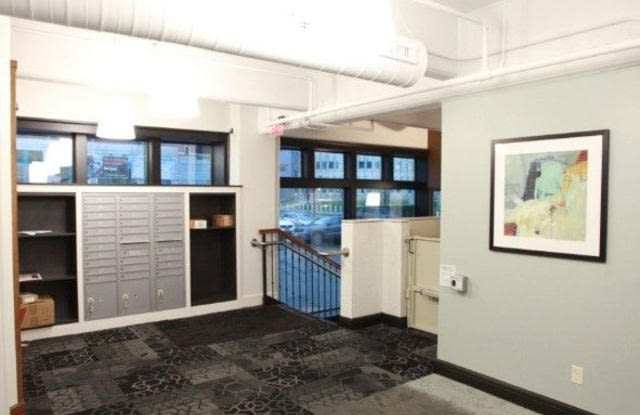 100 S Elmwood Ave Unit C11