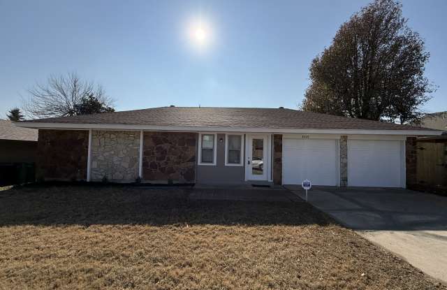 Photo of 8228 NW 90th Ter