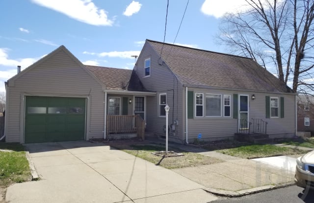 126 Fillmore St - 126 Fillmore Street, Pawtucket, RI 02860