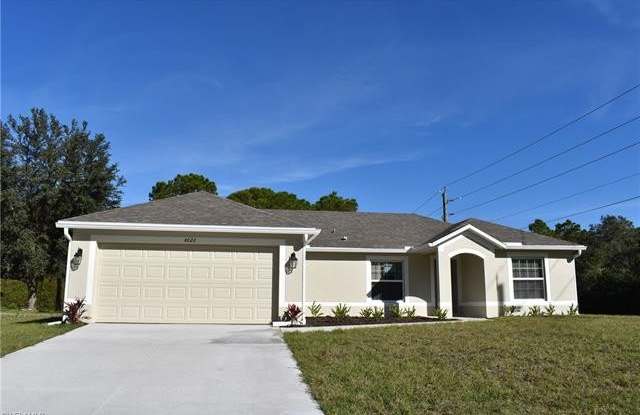 4022 Abend AVE - 4022 Abend Avenue, North Port, FL 34286