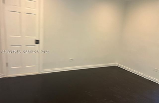 8260 Byron Ave