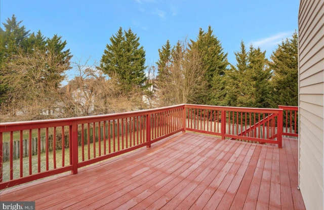 8530 LONDON BRIDGE Way