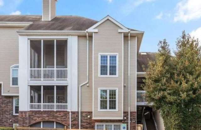 308-G CANTERBURY Road unit: 308-G