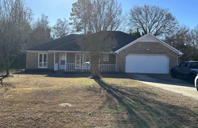 Photo of 211 Forest Oaks Drive