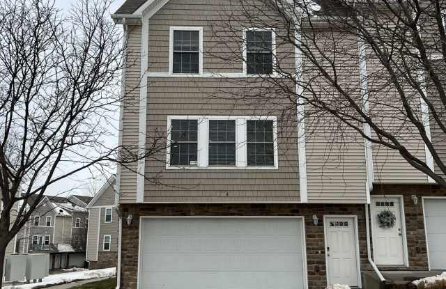 Photo of 5924 N 167th Plaza