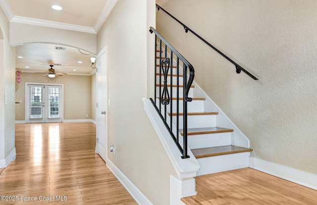 1795 Noel Place unit: 101