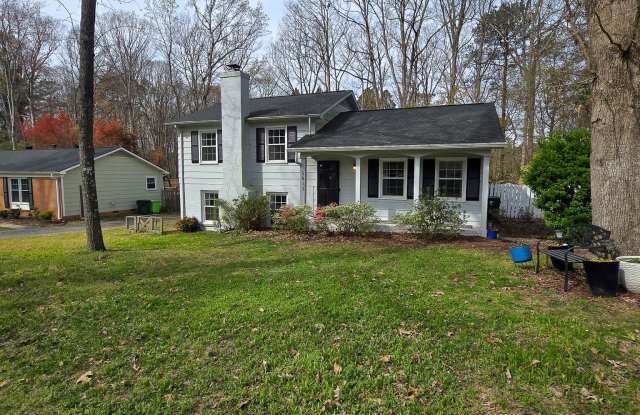 5813 Rangeley Dr - 5813 Rangeley Drive, Raleigh, NC 27609