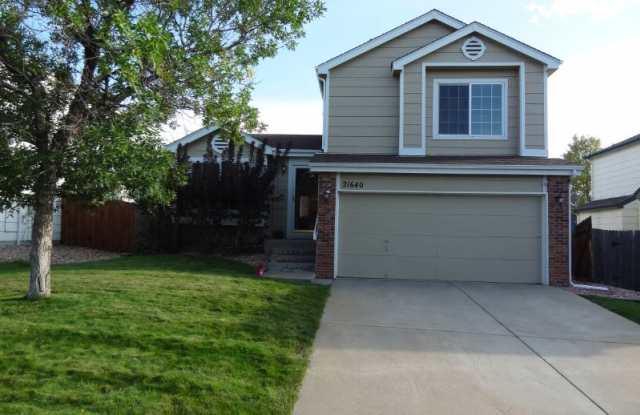 21640 E Crestline Ln - 21640 East Crestline Lane, Centennial, CO 80015