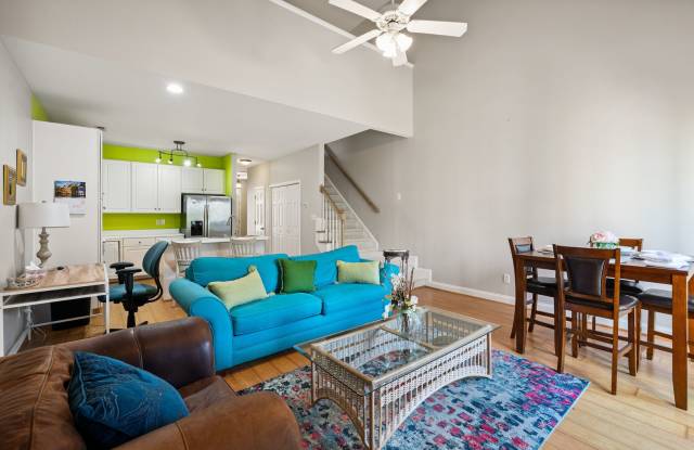 Fully Furnished * Utilities Included * 2 Bed, 2 Bath SW Durham Townhome Near Duke and UNC * Mid or Long Term Rental