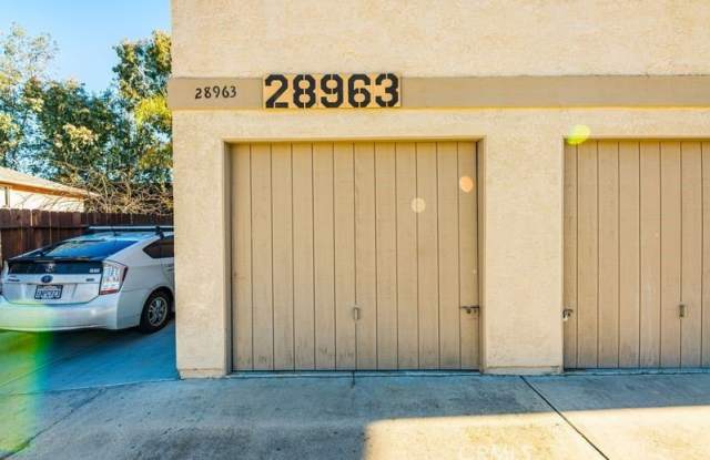 28963 Calle Del Lago