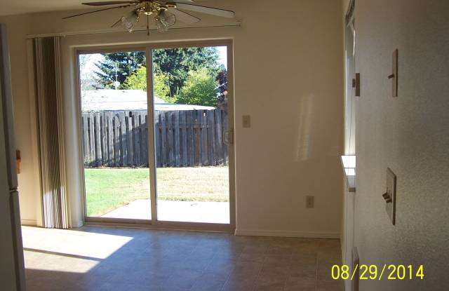 740 Benjamin Ave Duplex